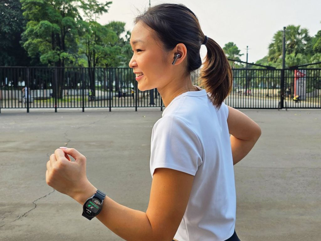 Ini Fitur-Fitur Galaxy AI di Samsung Galaxy Watch7 dan Buds3 Pro yang Bisa Temani Kamu Berlari